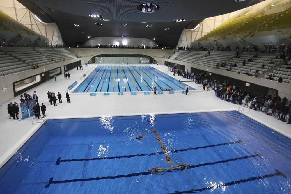     London Aquatics Centre 